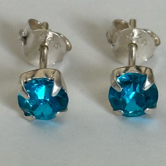 925 silver 5mm blue cz cubic zirconia stunning earrings - Picture 6 of 8